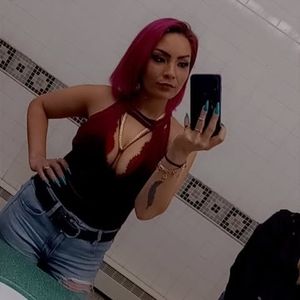 Meet your Posher, Alexandra